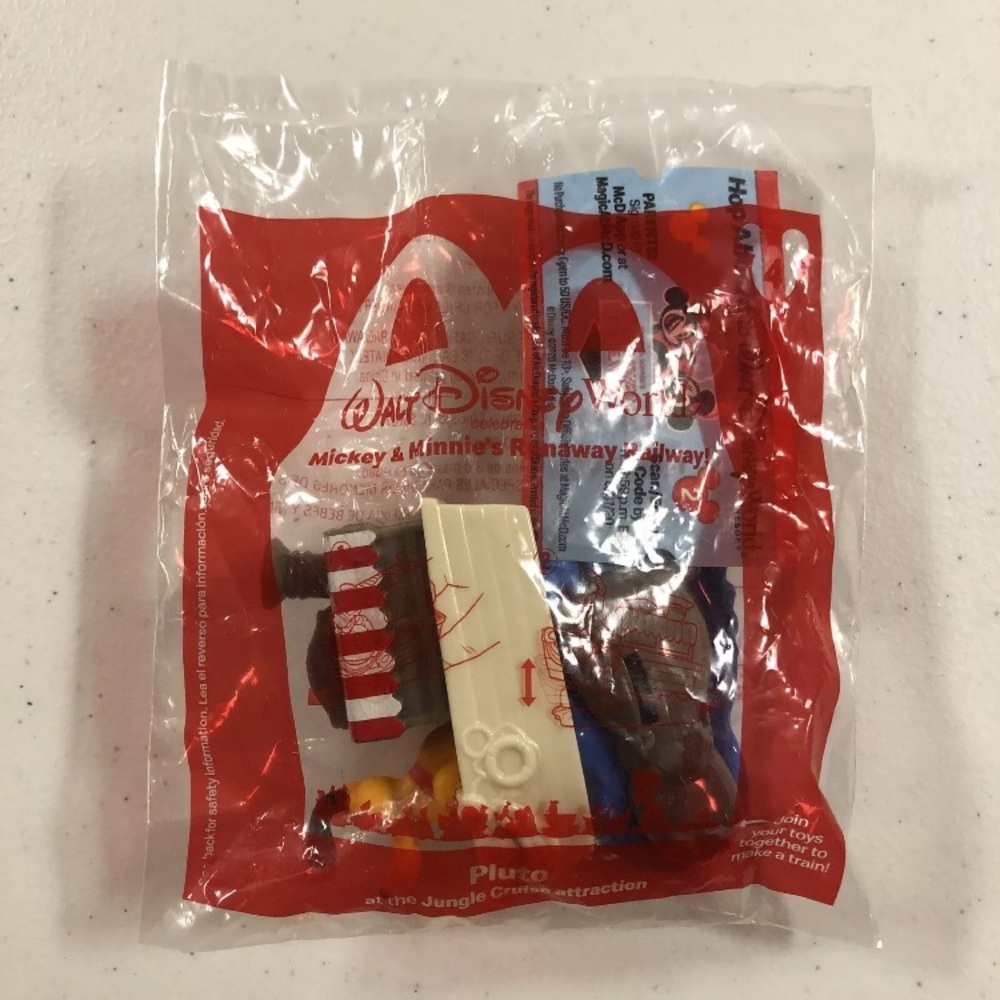 NEW 2020 McDonald’s Happy Meal Toy Walt Disney World Mickey & Minnie….. #4 PLUTO